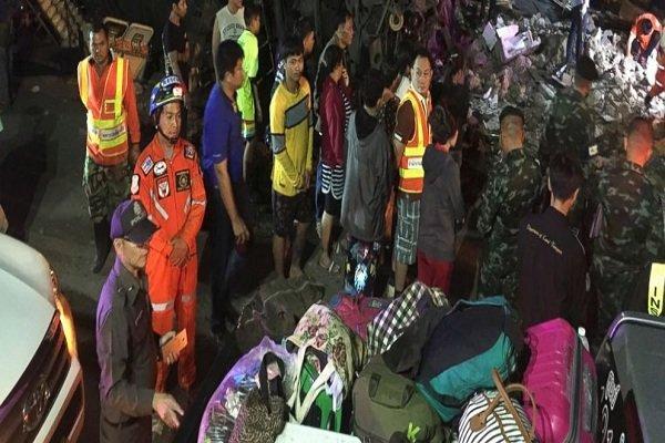 سانحه رانندگی در تایلند 18 کشته و 33 زخمی بر جای گذاشت سانحه رانندگی در تایلند 18 کشته و 33 زخمی بر جای گذاشت