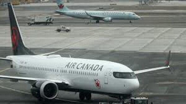 حبس شدن زن کانادایی در هواپیما