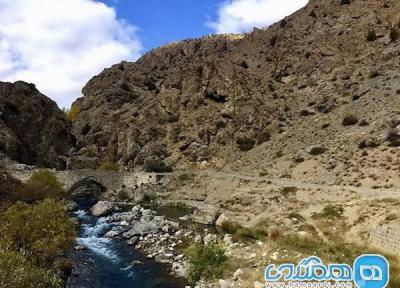 استفاده از پل قاجاری به عنوان منقل کباب پزی