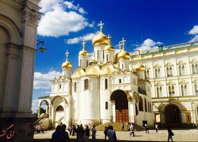 کلیسای جامع بشارت مسکو، بنایی با گنبدهای طلایی