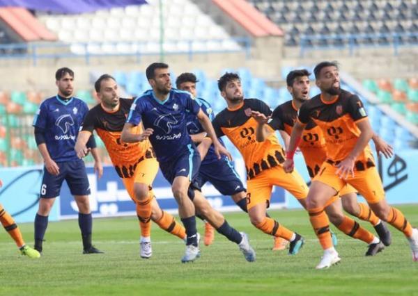 توقف ذوب آهن مقابل نفت و باخت نساجی با جلالی، مس پیکان را توقف ذوب آهن مقابل نفت و باخت نساجی با جلالی، مس پیکان را پنچر کرد