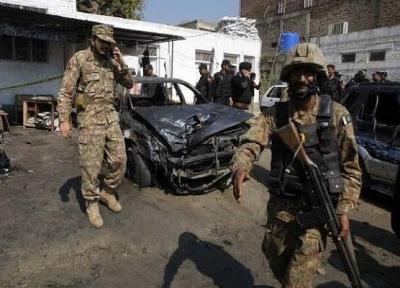 انفجار در پاکستان، یک پلیس کشته و 17 تَن زخمی شدند