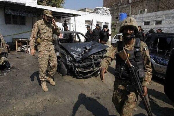انفجار در پاکستان، یک پلیس کشته و 17 تَن زخمی شدند