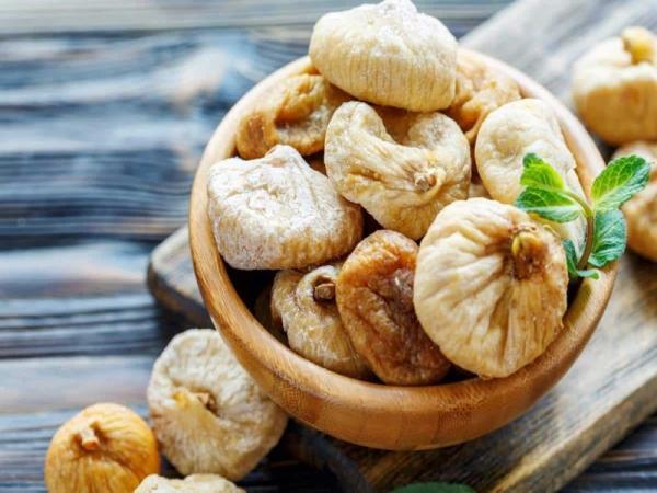 7 روش آسون خشک کردن انجیر بدون سیاه شدن به روش بازاری